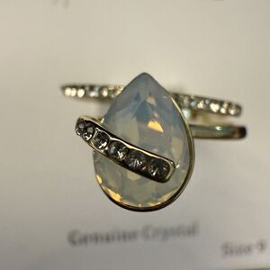 Brilliance Genuine Crystal Teardrop Opaline Ring Size 9 New